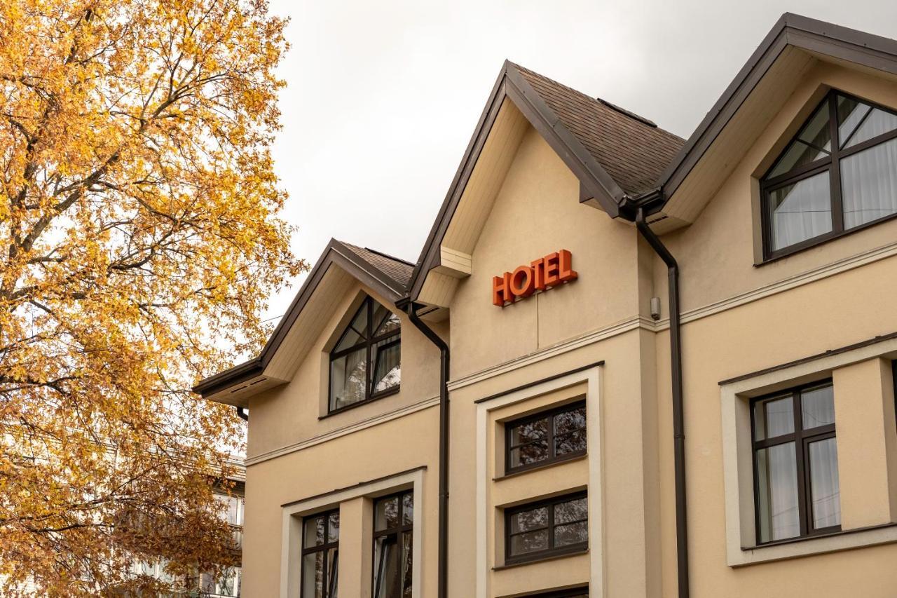 Annabella Hotel รีกา ภายนอก รูปภาพ